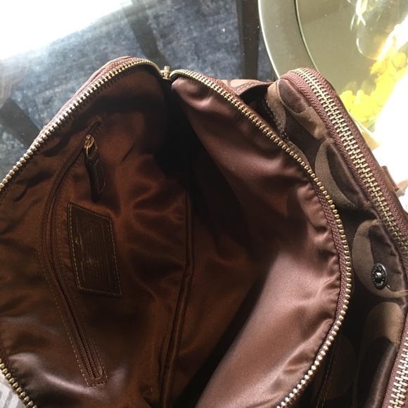 Authentic chocolate brown cloth Coach bag EUC! - Picture 6 of 7